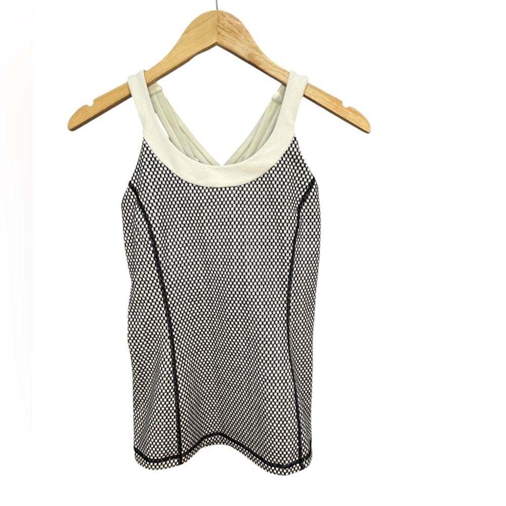 LULULEMON LUON LOGO LAYER
CRISSCROSS HONEYCOMB
DESIGN YOGA TOP